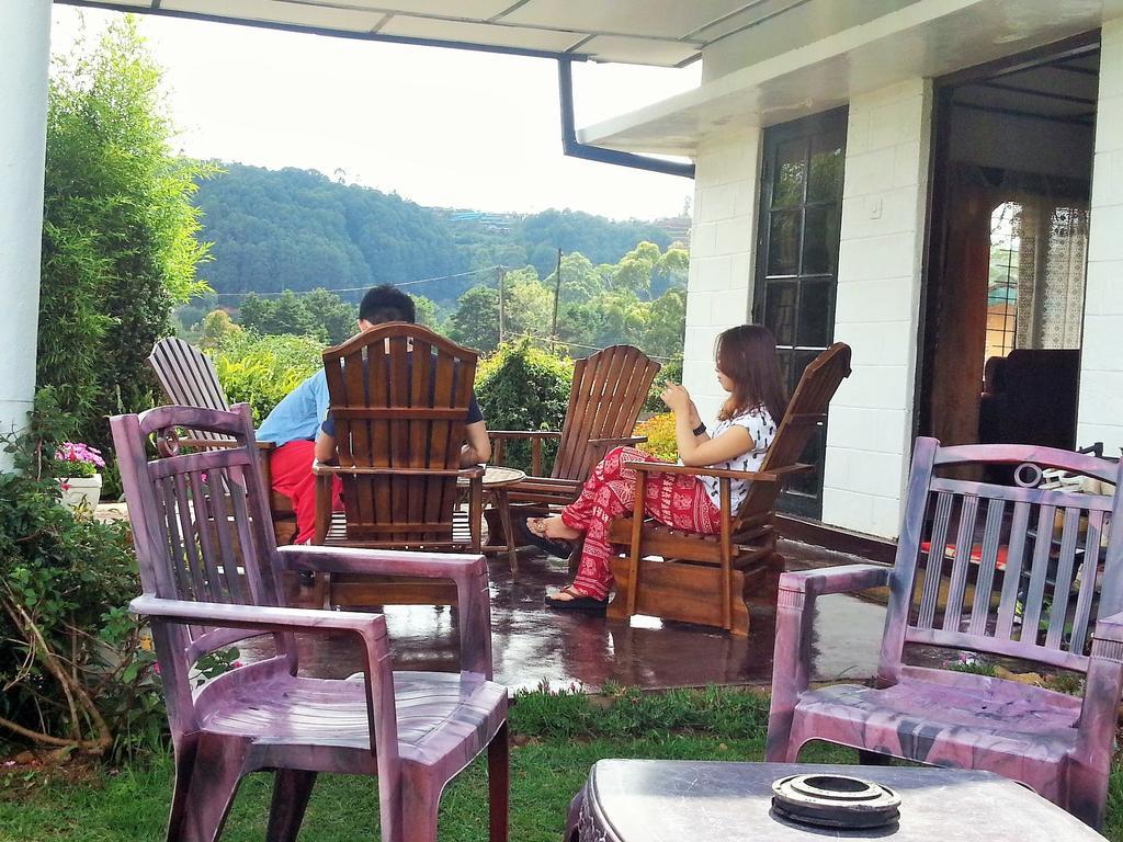 Srihelyes Inn Nuwara Eliya Exterior photo